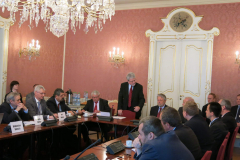 Kulatý stůl v Senátu duben 2014